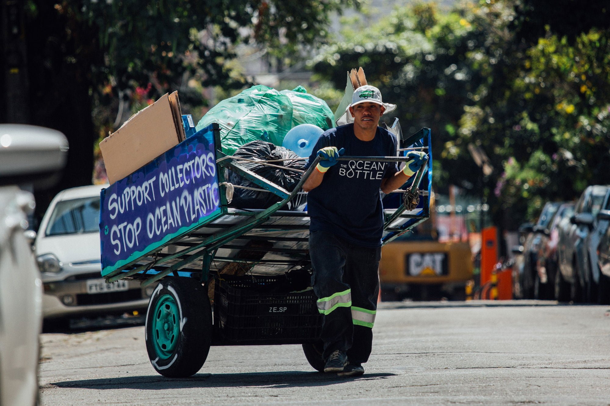 collecting plastic waste startups