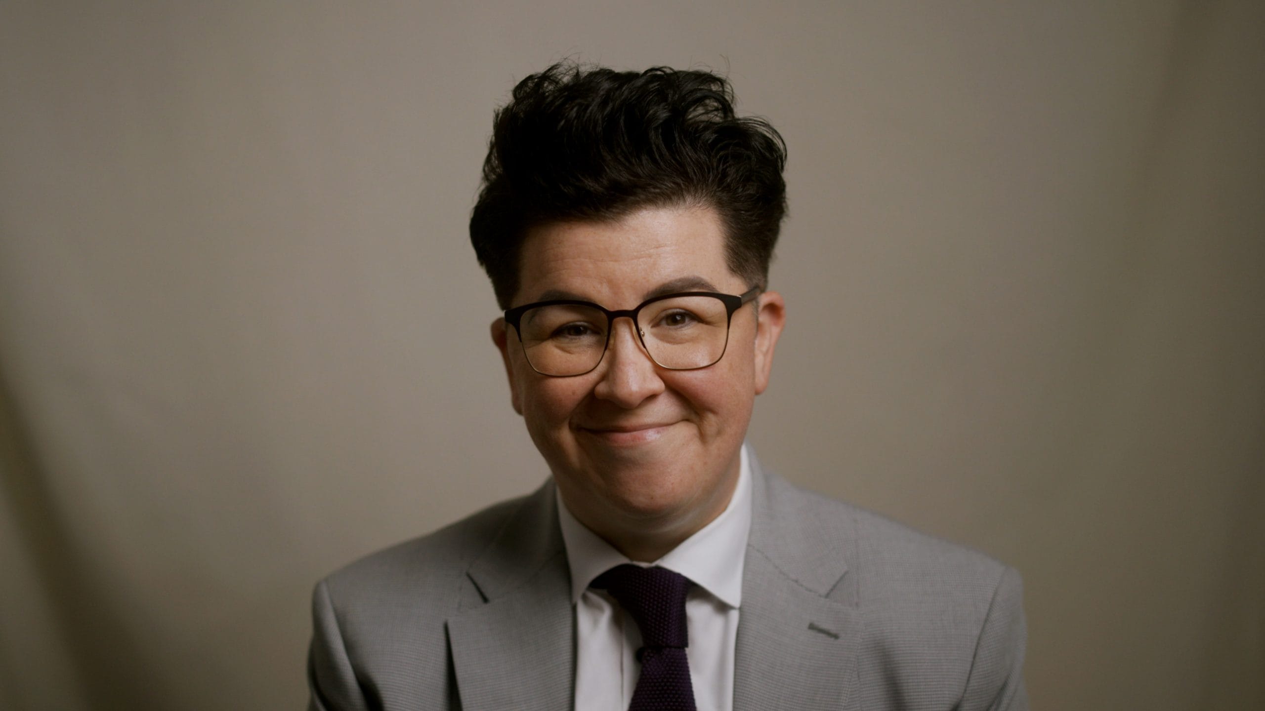 v spehar of under the desk news